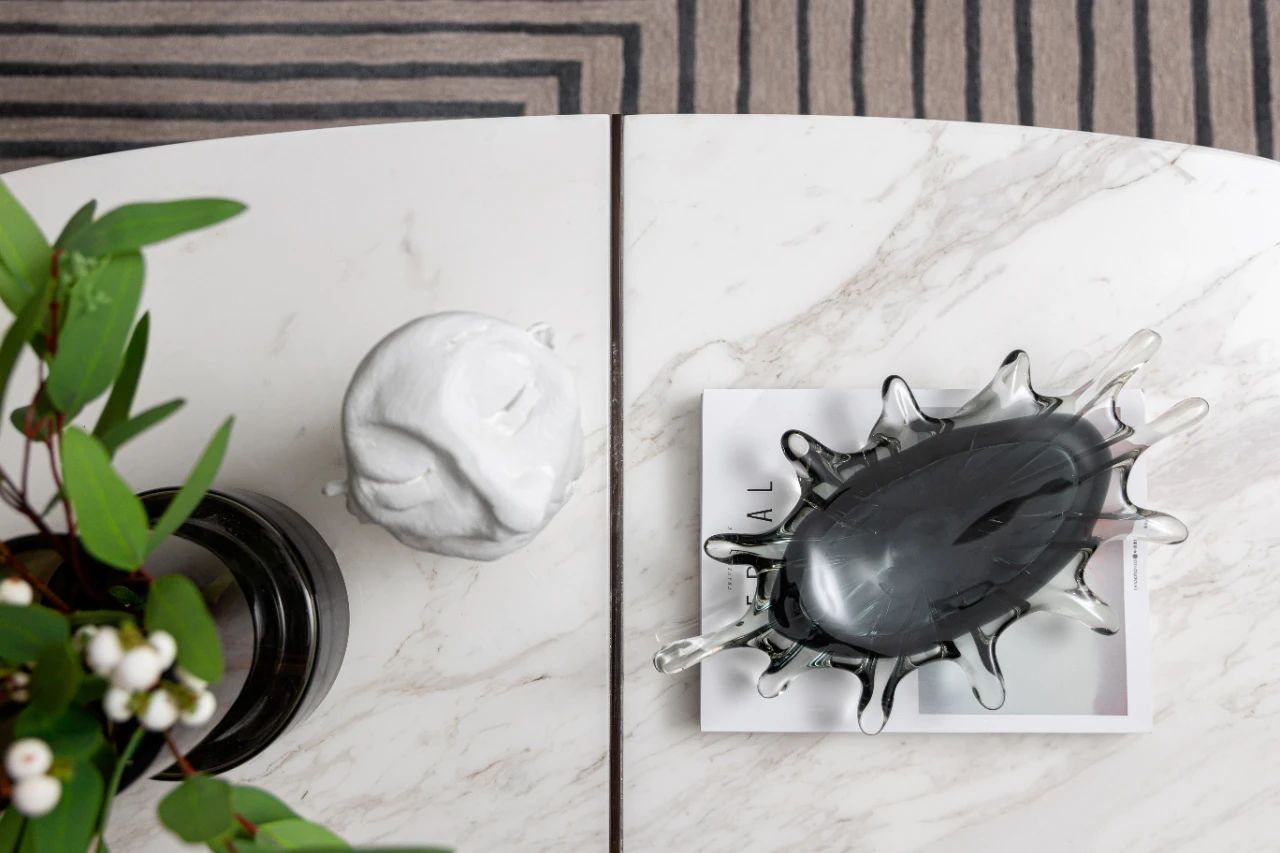 現(xiàn)代簡(jiǎn)約風(fēng)格室內(nèi)設(shè)計(jì)家裝案例-茶幾 現(xiàn)代簡(jiǎn)約風(fēng)格室內(nèi)設(shè)計(jì)家裝案例-茶幾