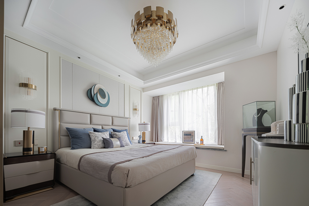 現(xiàn)代輕奢風(fēng)格室內(nèi)設(shè)計家裝案例-主臥 現(xiàn)代輕奢風(fēng)格室內(nèi)設(shè)計家裝案例-主臥