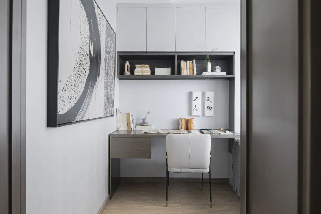 現(xiàn)代簡約風(fēng)格室內(nèi)設(shè)計(jì)家裝案例-書房 現(xiàn)代簡約風(fēng)格室內(nèi)設(shè)計(jì)家裝案例-書房