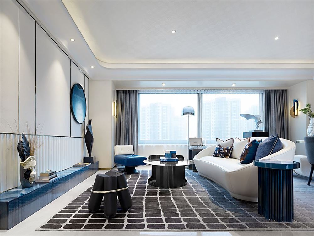 佛山市綠地熙江廣場輕奢風格四居室裝修案例