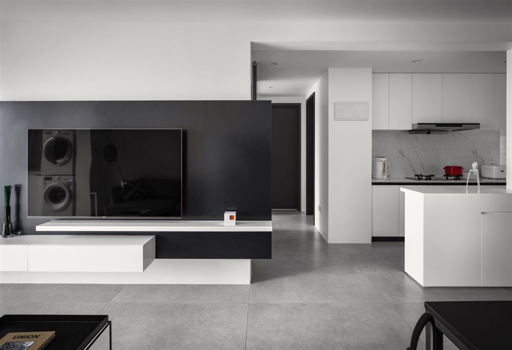 廣州市恒創(chuàng)恒福花園現(xiàn)代簡(jiǎn)約風(fēng)格三居室裝修案例