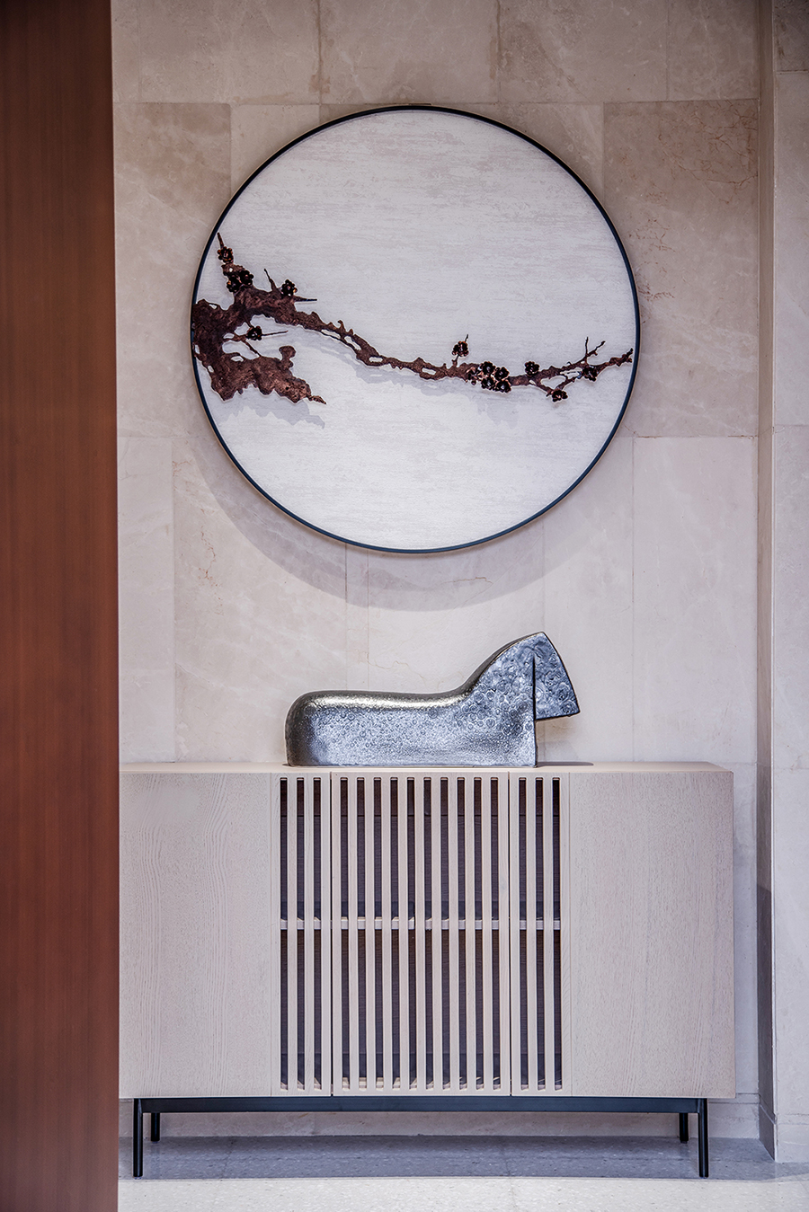 新中式風(fēng)格室內(nèi)家裝案例效果圖-玄關(guān) 新中式風(fēng)格室內(nèi)家裝案例效果圖-玄關(guān)