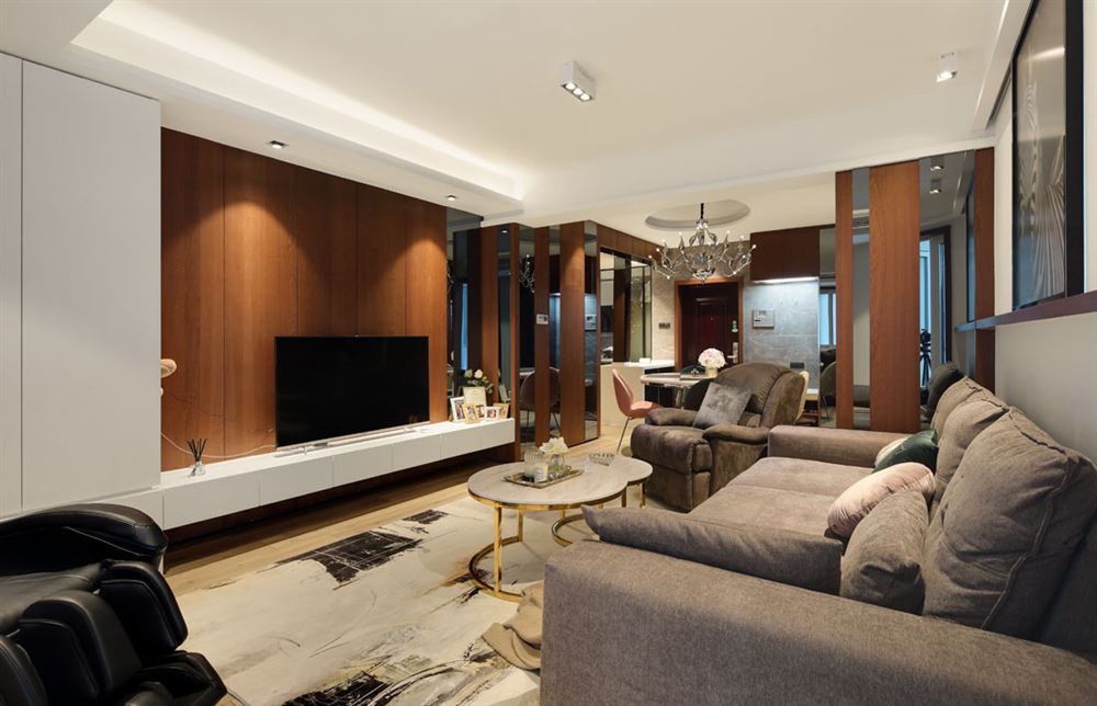 北海市金癸領(lǐng)?？ぽp奢風(fēng)格三居室裝修案例