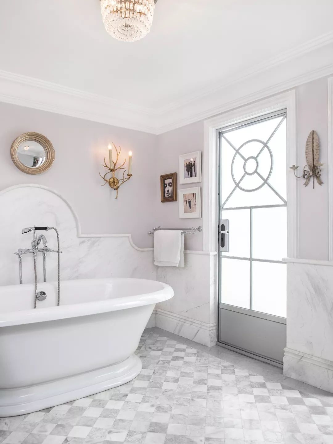 法式輕奢風格{家裝設計別墅裝修效果圖-衛(wèi)生間 法式輕奢風格{家裝設計別墅裝修效果圖-衛(wèi)生間