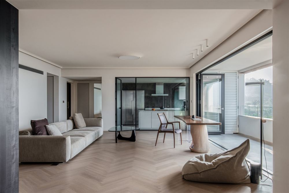 佛山市建投綠地璀璨天城新中式風(fēng)格四居室裝修案例