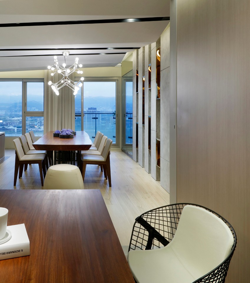 裝修案例現(xiàn)代奢華風(fēng)格室內(nèi)裝修效果圖-餐廳 裝修案例現(xiàn)代奢華風(fēng)格室內(nèi)裝修效果圖-餐廳