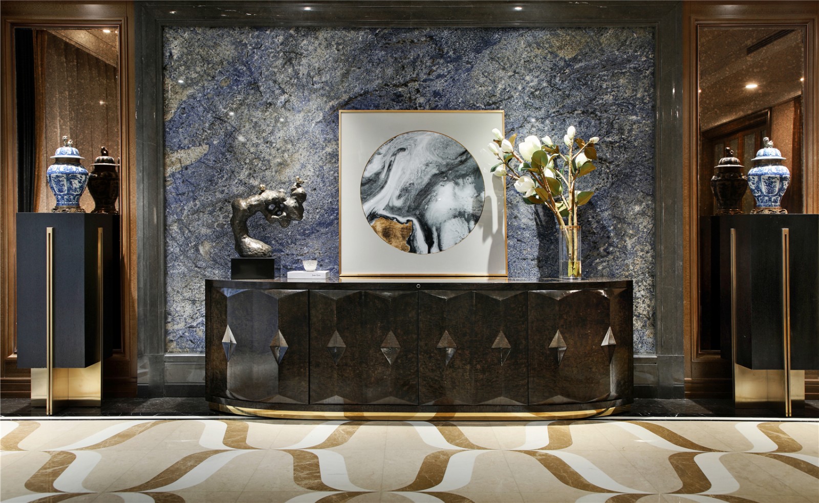 新中式風(fēng)格家裝設(shè)計(jì)平層室內(nèi)裝修效果圖-餐廳餐邊柜 新中式風(fēng)格家裝設(shè)計(jì)平層室內(nèi)裝修效果圖-餐廳餐邊柜