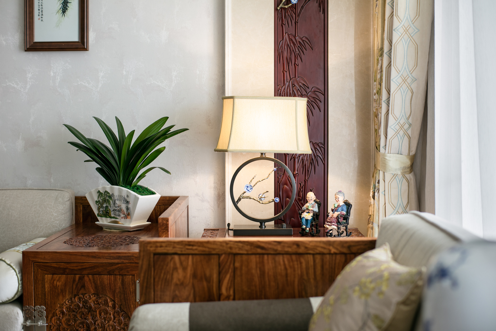 新中式風(fēng)格家裝設(shè)計(jì)室內(nèi)裝修效果圖-客廳擺設(shè)品 新中式風(fēng)格家裝設(shè)計(jì)室內(nèi)裝修效果圖-客廳擺設(shè)品