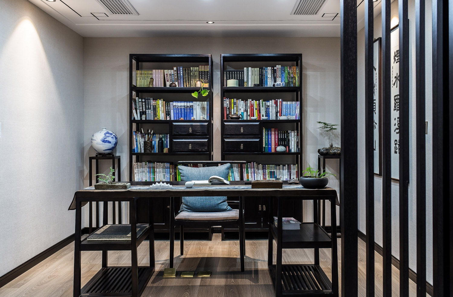 新中式風(fēng)格家裝設(shè)計(jì)室內(nèi)裝修效果圖-書房 新中式風(fēng)格家裝設(shè)計(jì)室內(nèi)裝修效果圖-書房