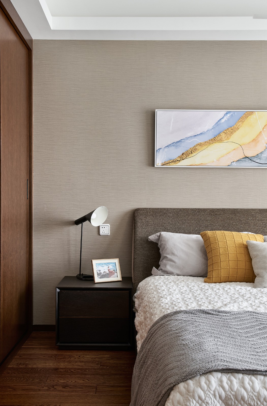 現(xiàn)代簡約風格室內(nèi)裝修-主臥 現(xiàn)代簡約風格室內(nèi)裝修-主臥