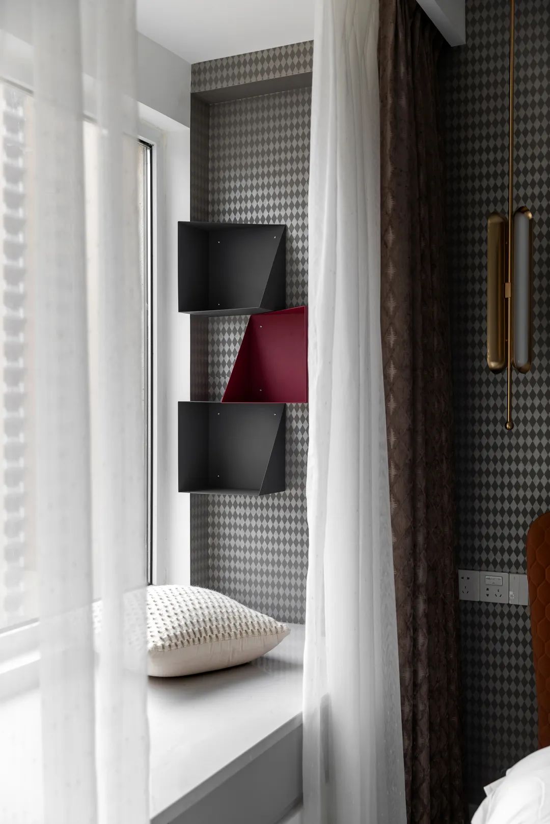 北歐風格家裝設計室內(nèi)裝修效果圖-臥室飄窗 北歐風格家裝設計室內(nèi)裝修效果圖-臥室飄窗