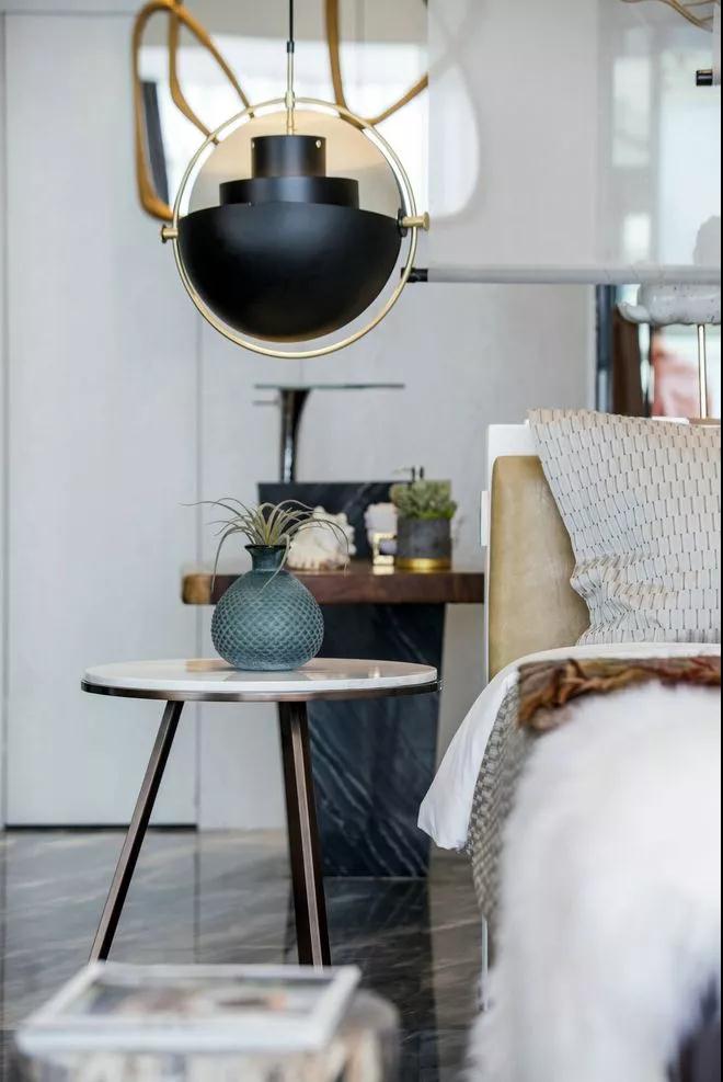 現(xiàn)代簡約風格家裝設(shè)計室內(nèi)裝修效果圖-主臥 現(xiàn)代簡約風格家裝設(shè)計室內(nèi)裝修效果圖-主臥