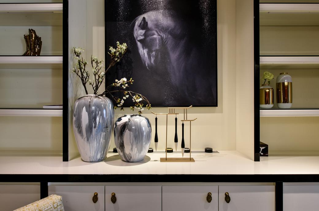 新中式風(fēng)格家裝設(shè)計室內(nèi)裝修效果圖-餐邊柜 新中式風(fēng)格家裝設(shè)計室內(nèi)裝修效果圖-餐邊柜