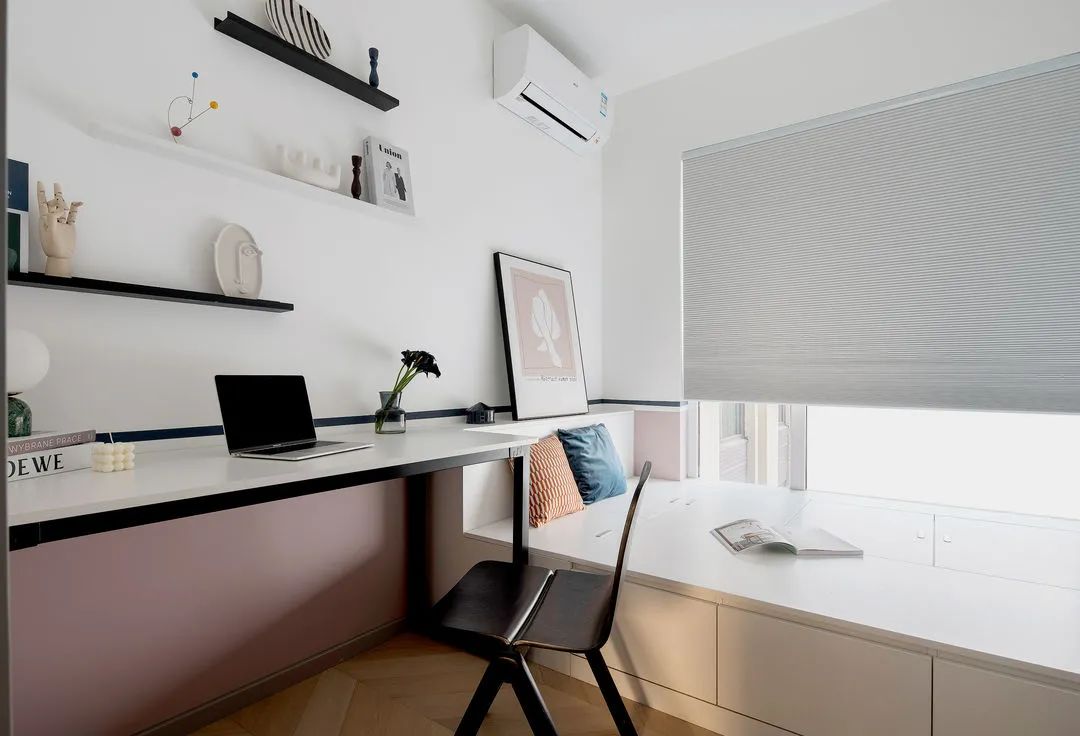 現(xiàn)代簡約風格室內(nèi)設計家裝案例-書房 現(xiàn)代簡約風格室內(nèi)設計家裝案例-書房