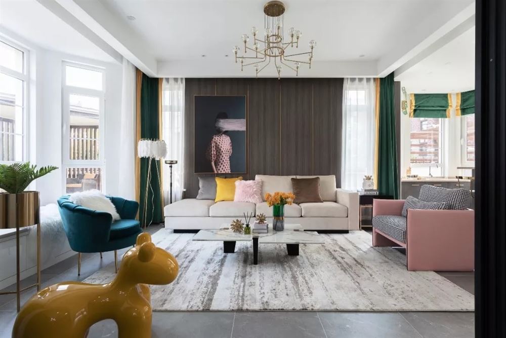 佛山市世茂弘陽(yáng)綠島湖公館輕奢風(fēng)格別墅裝修案例