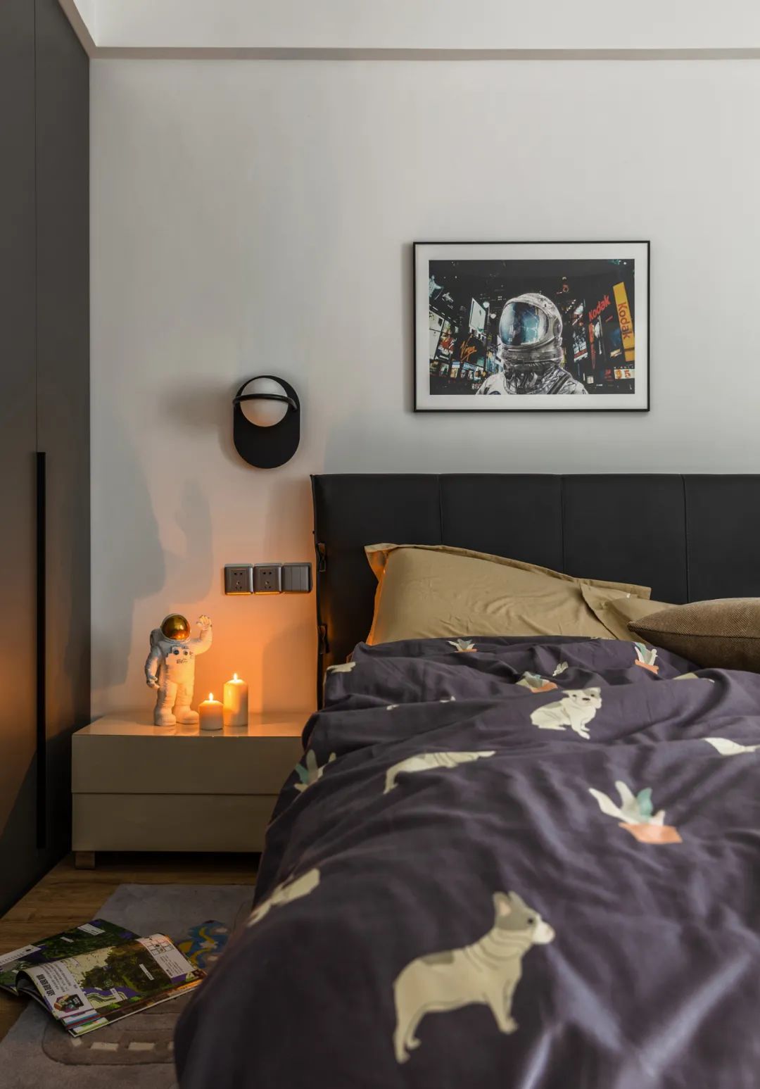 現(xiàn)代摩登風格室內(nèi)設計家裝案例-次臥