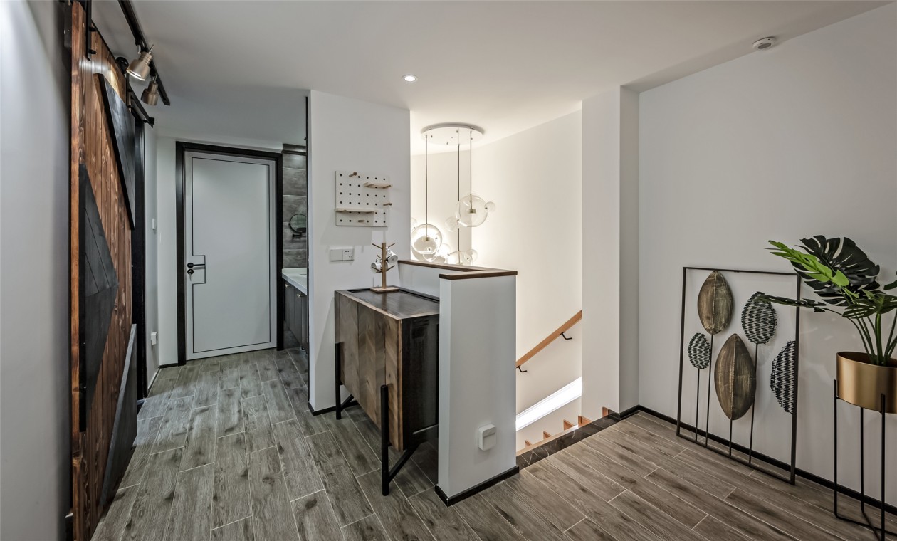 現代前衛(wèi)風格室內設計家裝案例-樓梯