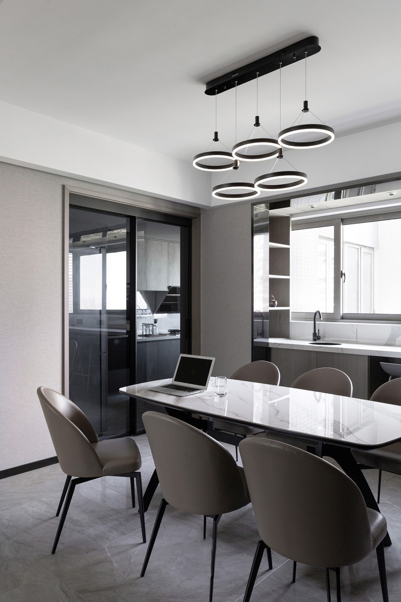 現(xiàn)代風(fēng)格家裝設(shè)計室內(nèi)裝修效果圖-餐廳 現(xiàn)代風(fēng)格家裝設(shè)計室內(nèi)裝修效果圖-餐廳