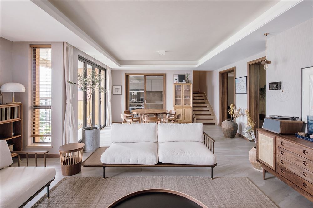 江門市萬科翡翠中央現(xiàn)代簡約風(fēng)格四居室裝修案例