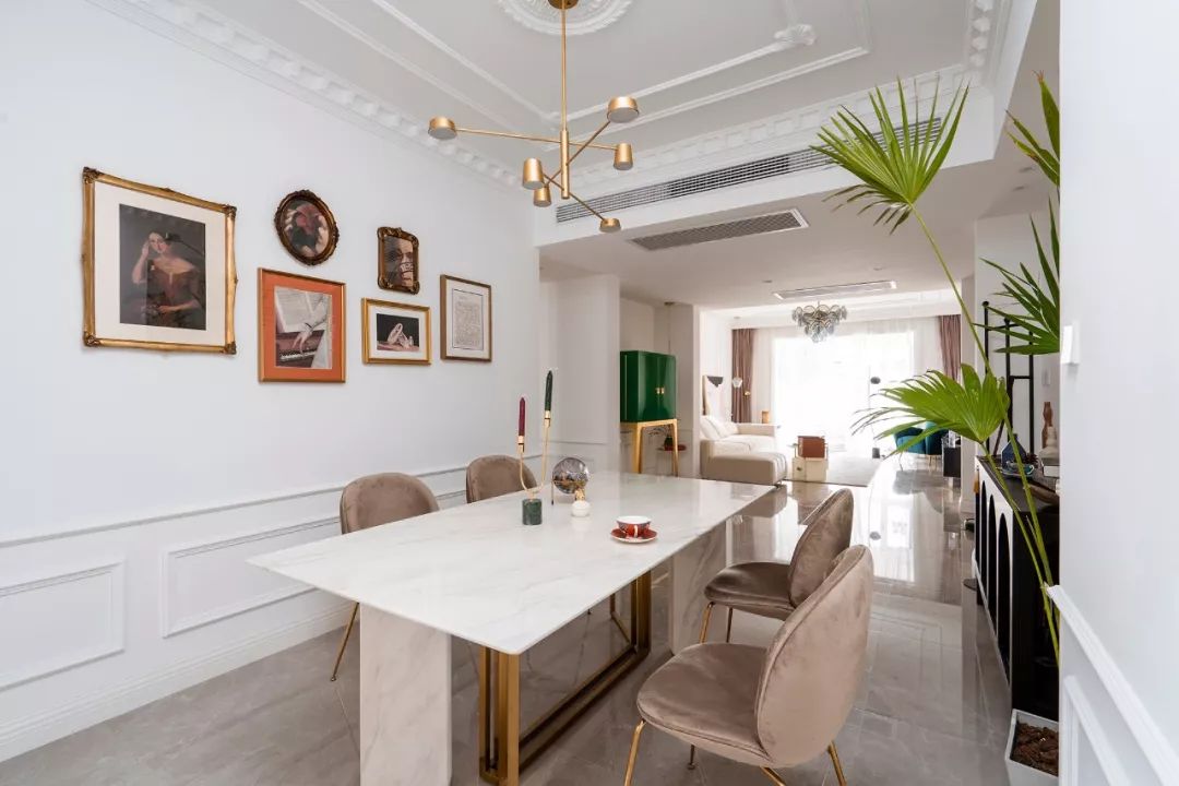 裝修公司法式風(fēng)格室內(nèi)裝修效果圖-餐廳 裝修公司法式風(fēng)格室內(nèi)裝修效果圖-餐廳