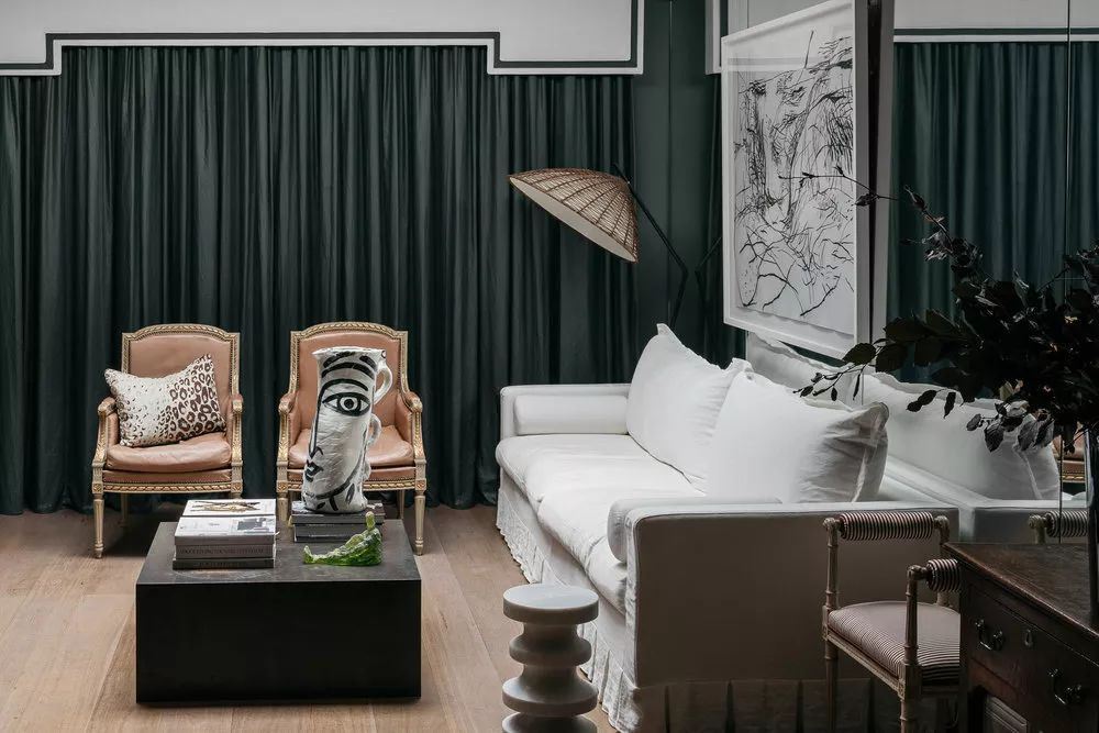 佛山市雅居樂萬象郡歐式風(fēng)格四居室裝修案例