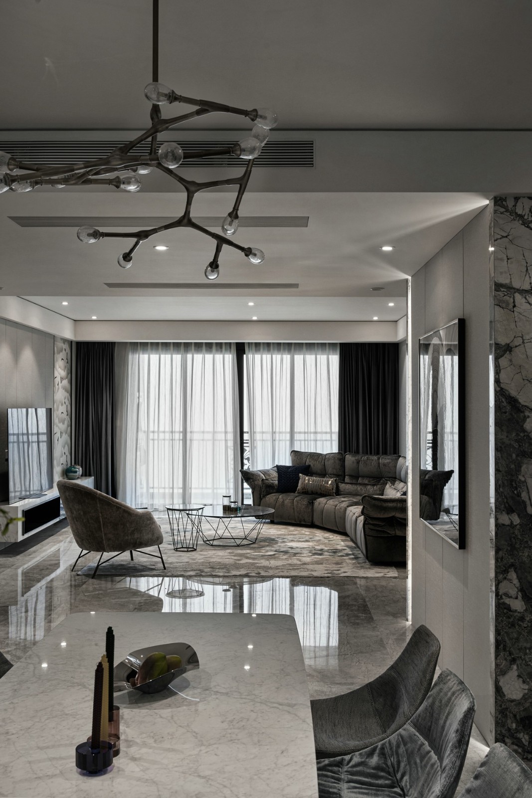 現(xiàn)代奢華輕奢風格家裝設計室內(nèi)裝修效果圖-客廳 現(xiàn)代奢華輕奢風格家裝設計室內(nèi)裝修效果圖-客廳