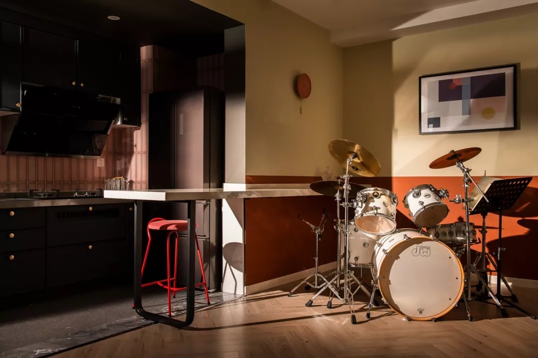 現(xiàn)代混搭風(fēng)格家裝設(shè)計室內(nèi)裝修效果圖-餐廳 現(xiàn)代混搭風(fēng)格家裝設(shè)計室內(nèi)裝修效果圖-餐廳