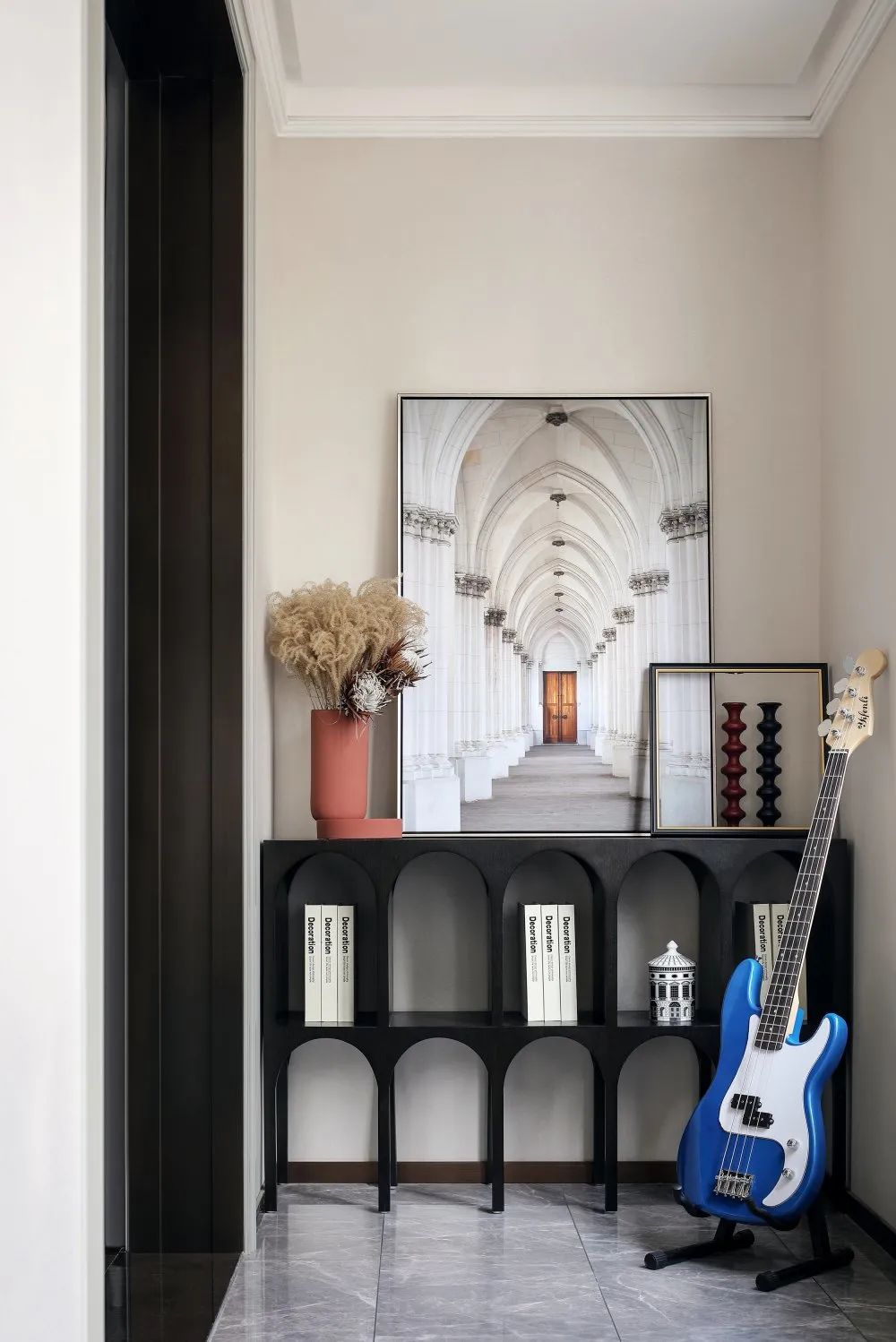 現(xiàn)代歐式風格室內設計家裝案例-過道 現(xiàn)代歐式風格室內設計家裝案例-過道