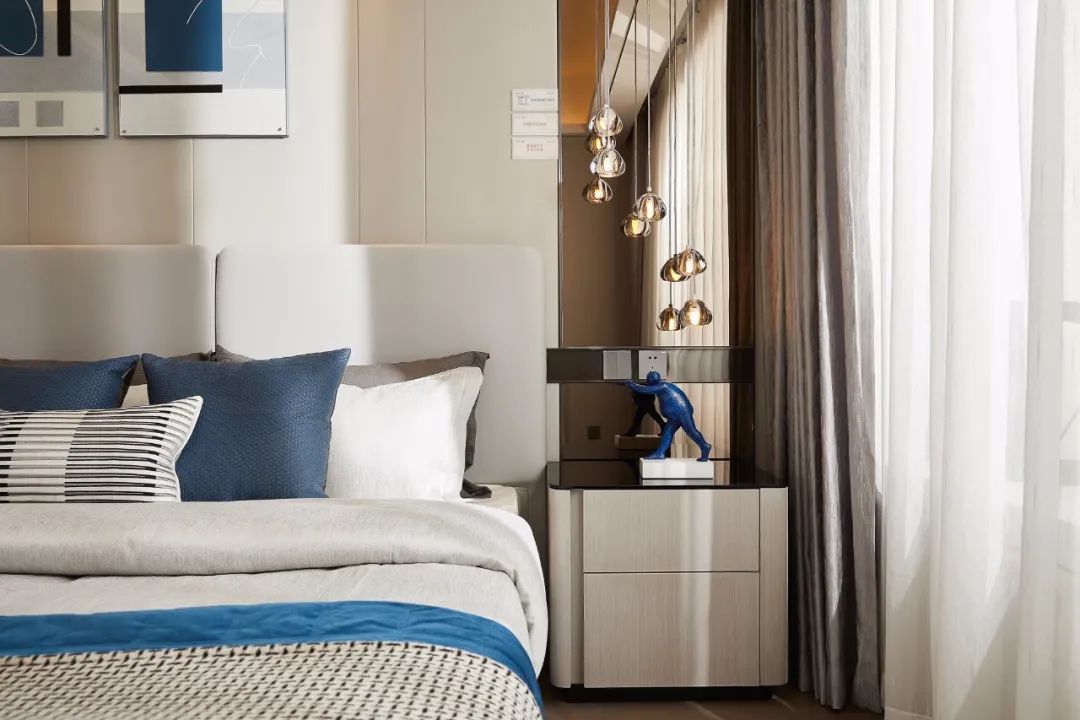 現(xiàn)代簡約風(fēng)格室內(nèi)設(shè)計家裝案例-臥室 現(xiàn)代簡約風(fēng)格室內(nèi)設(shè)計家裝案例-臥室