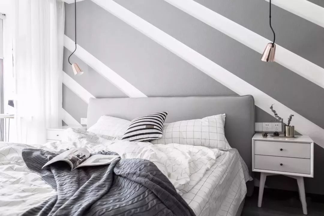 現(xiàn)代簡(jiǎn)約風(fēng)格室內(nèi)設(shè)計(jì)家裝案例-主臥 現(xiàn)代簡(jiǎn)約風(fēng)格室內(nèi)設(shè)計(jì)家裝案例-主臥