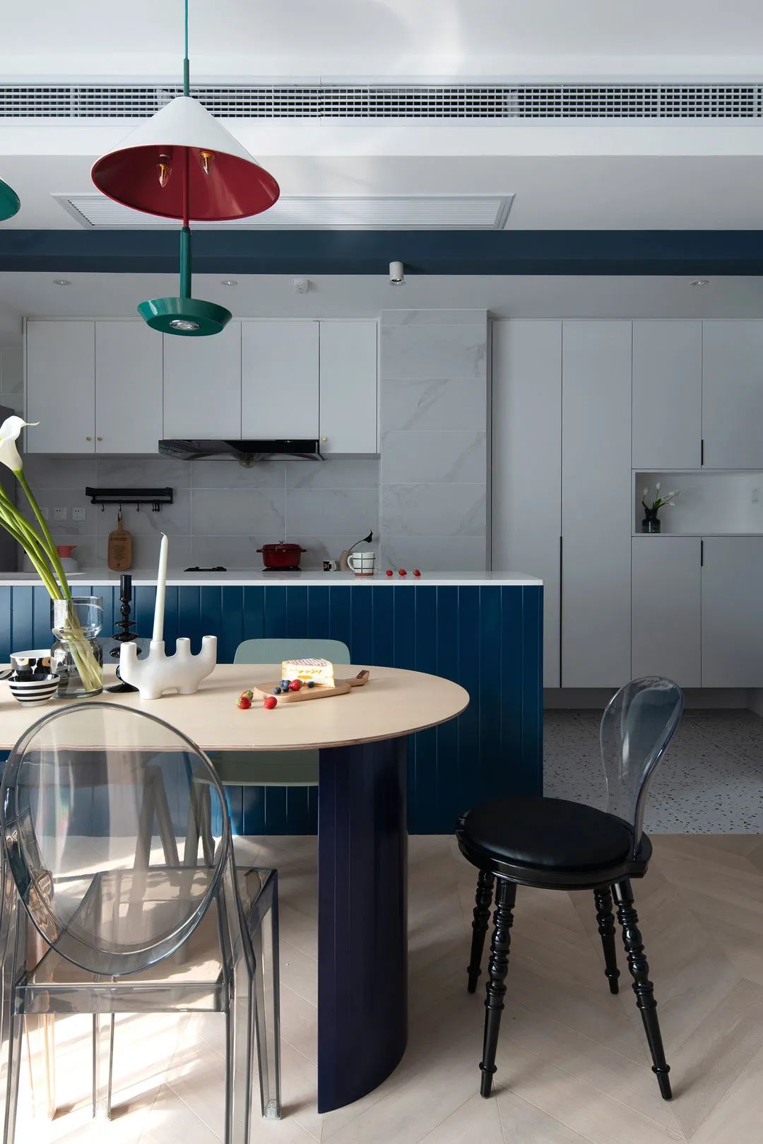 現(xiàn)代簡約風格室內(nèi)設計家裝案例-餐廳 現(xiàn)代簡約風格室內(nèi)設計家裝案例-餐廳