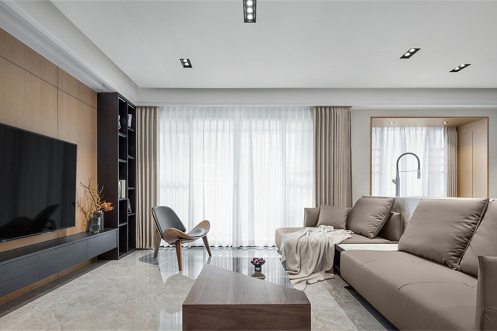 廣州市金碧花園輕奢風(fēng)格三居室裝修案例