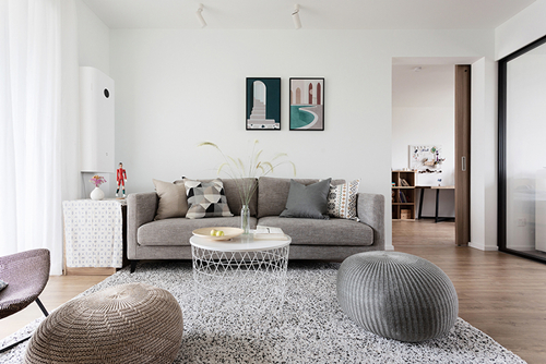 中山市錦繡海灣城別墅現(xiàn)代風(fēng)格三居室裝修案例