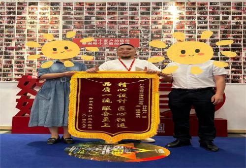 【匠·裝修故事】“匠”服務(wù)│名匠喜獲業(yè)主送錦旗致謝！